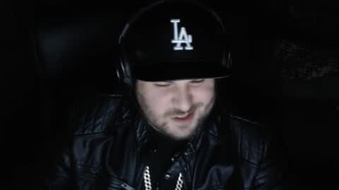 Snapshot of mi_vida21 chatting on January 18, 6:12 pm just ask online show from January 18, 6:12 pm