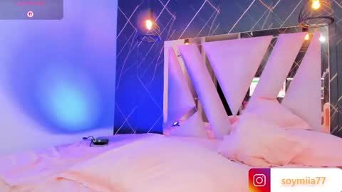 Mia online show from June 10, 1:06 am