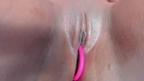 mia__blaze_ online show from April 6, 4:46 am