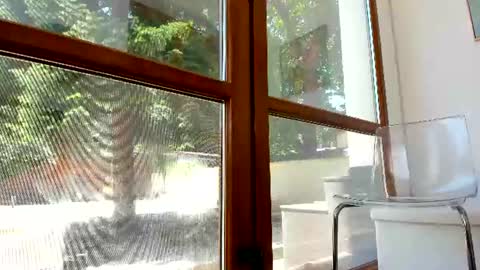 Mia  Milan online show from June 29, 10:15 am