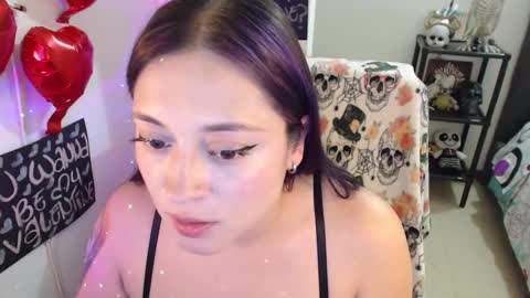 mia online show from February 10, 1:03 am