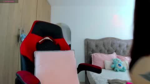 Snapshot of mia_adamsxxx chatting on May 26, 8:27 pm mia_adamsxxx online show from May 26, 8:27 pm
