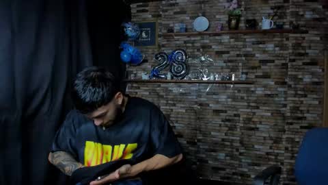 Snapshot of mia_and_vincentt chatting on September 9, 3:28 am Mia and vincentt model indepent online show from September 9, 3:28 am