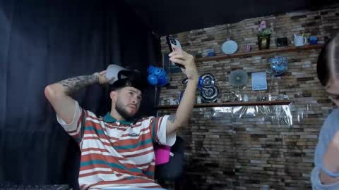 Snapshot of mia_and_vincentt chatting on September 15, 3:50 am Mia and vincentt model indepent online show from September 15, 3:50 am