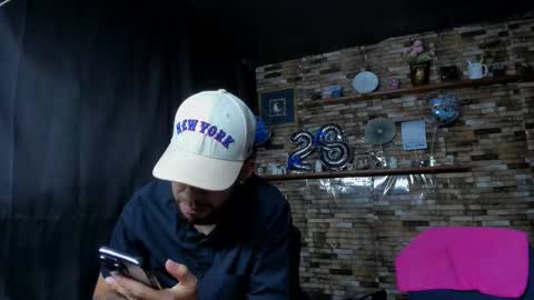 Snapshot of mia_and_vincentt chatting on September 16, 4:13 am Mia and vincentt model indepent online show from September 16, 4:13 am