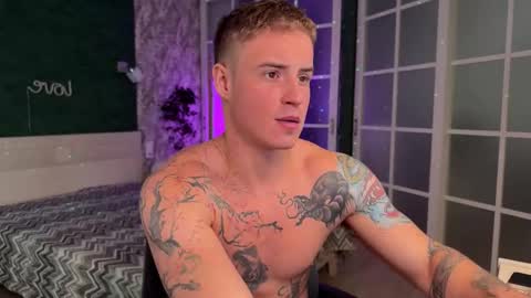 Andre and Mia online show from November 4, 8:46 am