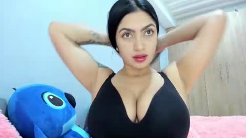 mia_belmonte online show from July 14, 6:24 pm