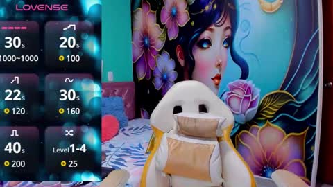 Mia online show from December 13, 12:31 am