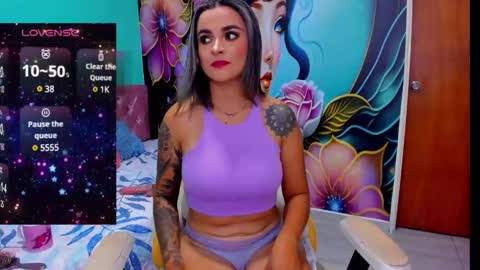 Mia online show from December 28, 12:57 am