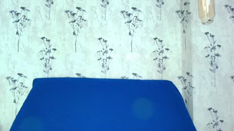 Mia  online show from February 4, 6:17 pm