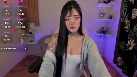 Mia online show from December 29, 6:45 am