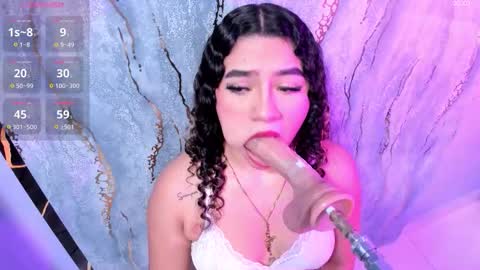 mia online show from October 15, 11:21 am