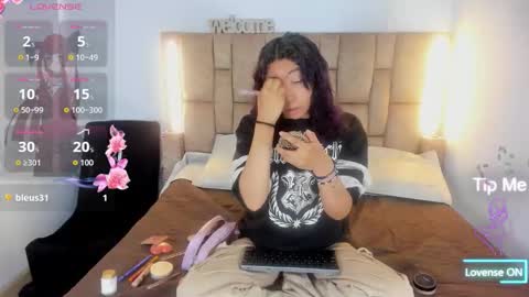 mia_cavallii online show from March 6, 12:01 pm