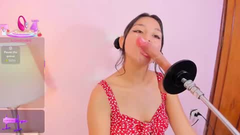 Snapshot of mia_celezte chatting on October 13, 4:01 am Celeste  online show from October 13, 4:01 am