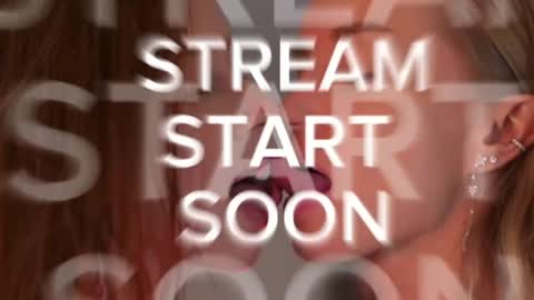 Snapshot of mia_cloudy chatting on May 10, 1:27 pm Mia and friends online show from May 10, 1:27 pm