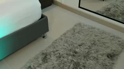 Snapshot of mia_collins96 chatting on May 5, 2:41 am M I A online show from May 5, 2:41 am