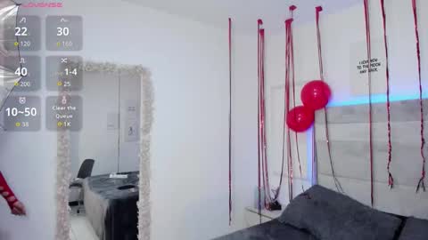 mia_corner online show from February 18, 6:42 am