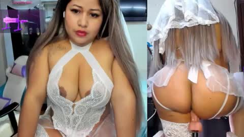 Snapshot of mia_cute3 chatting on October 26, 1:11 am yacky online show from October 26, 1:11 am