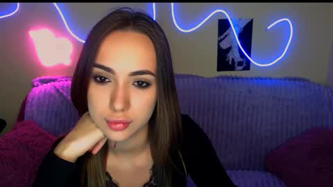 mia_cutie77 online show from September 30, 10:09 am