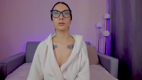 Sarah Luna online show from April 22, 12:18 pm