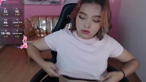 Mia online show from October 28, 12:30 pm