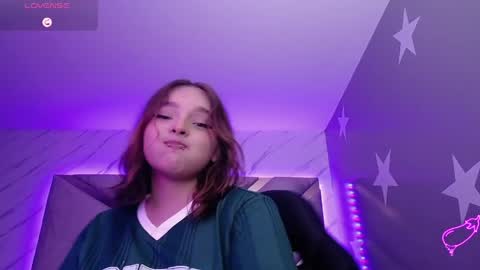 Mia online show from May 12, 2:03 pm