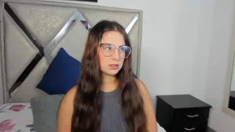 mia fox online show from November 2, 1:35 pm