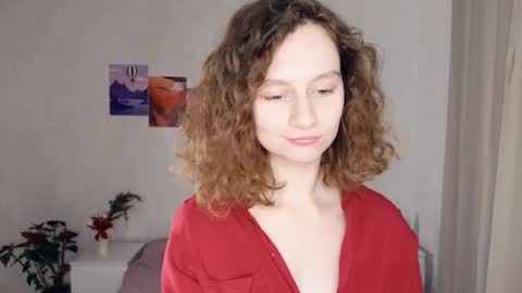 Mia  online show from January 27, 10:06 am