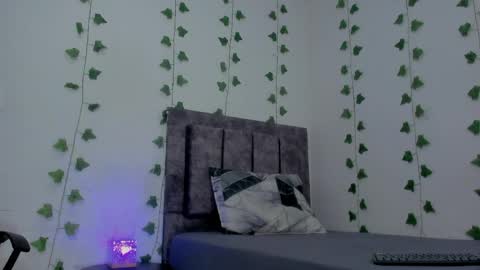 MIA online show from April 26, 8:06 pm