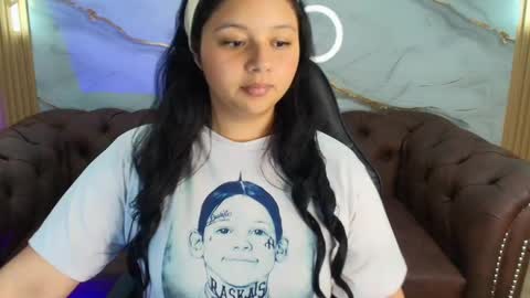 Snapshot of mia_hot_tf chatting on September 17, 7:59 pm Mia online show from September 17, 7:59 pm