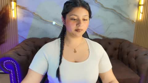 Snapshot of mia_hot_tf chatting on September 23, 8:01 pm Mia online show from September 23, 8:01 pm