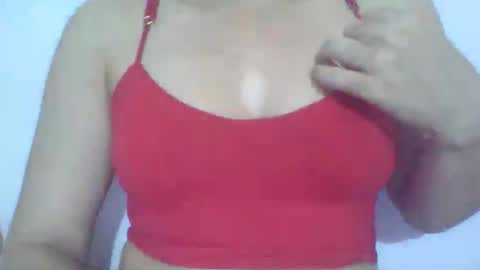 Mia online show from November 24, 11:37 pm