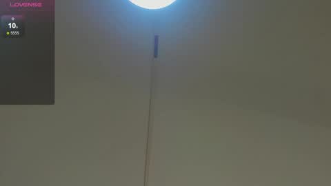 Mia online show from October 5, 8:40 pm