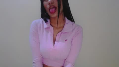 mia_kleim1 online show from January 11, 5:12 am