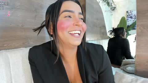 mia_lacy online show from December 22, 1:45 am