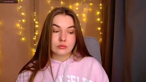 mia_lemm online show from October 1, 7:25 am