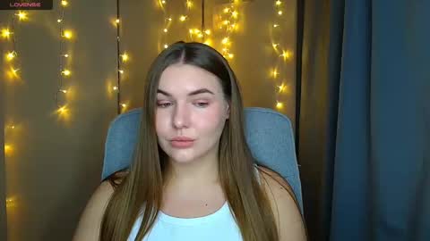 mia_lemm online show from October 15, 5:51 am