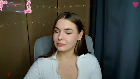 mia_lemm online show from November 26, 8:37 am