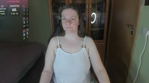 Snapshot of mia_lores chatting on June 14, 9:11 am mia_lores online show from June 14, 9:11 am