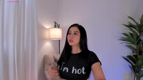 MIA LOVE   online show from October 20, 1:22 pm