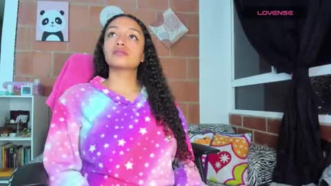 mia_lovea online show from March 1, 10:17 am