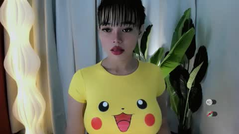 M I A online show from March 21, 3:04 pm