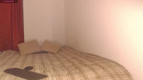 Snapshot of mia_lust7 chatting on October 16, 1:28 am Mia online show from October 16, 1:28 am