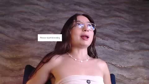 Snapshot of mia_luxor chatting on July 21, 11:45 am mia_luxor online show from July 21, 11:45 am