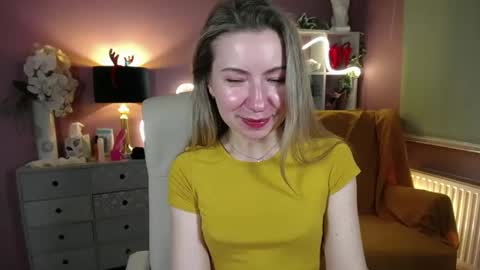 Mia online show from December 29, 6:16 pm