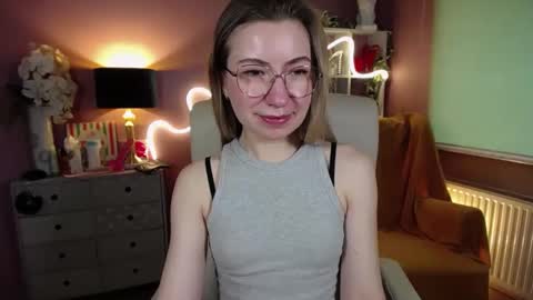 Mia online show from January 19, 10:50 am