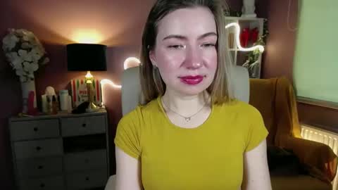 Mia online show from February 20, 11:09 am