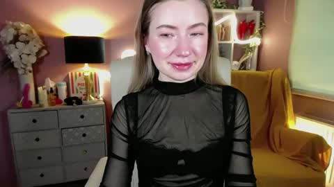 Mia online show from February 22, 7:34 am