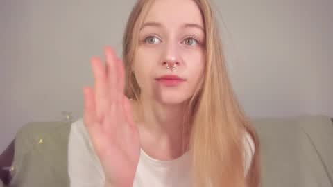 Mia here Appreciate your support online show from April 9, 7:47 am