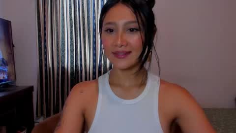 Snapshot of mia_miel69 chatting on March 8, 4:55 pm mia_miel69 online show from March 8, 4:55 pm